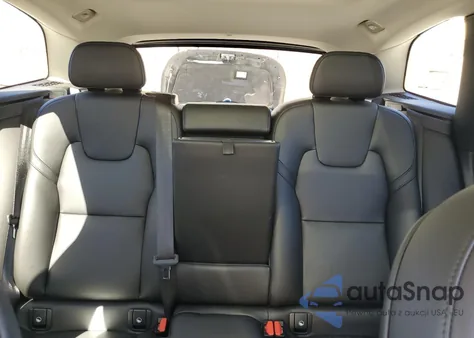 2024 Volvo Xc60 Core z USA, uszkodzony, nr VIN YV4L12RK5R1725589